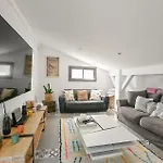 In St-bauzille-de-montmel Feriehus Buzignargues